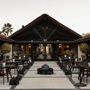 Hotel Shanti Som, Monda